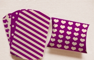 Aubergine Love DIY Pillow Box