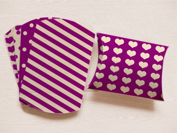 Download Aubergine Love DIY Pillow Box 