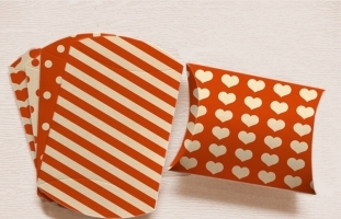 Tangerine Love DIY Pillow Box